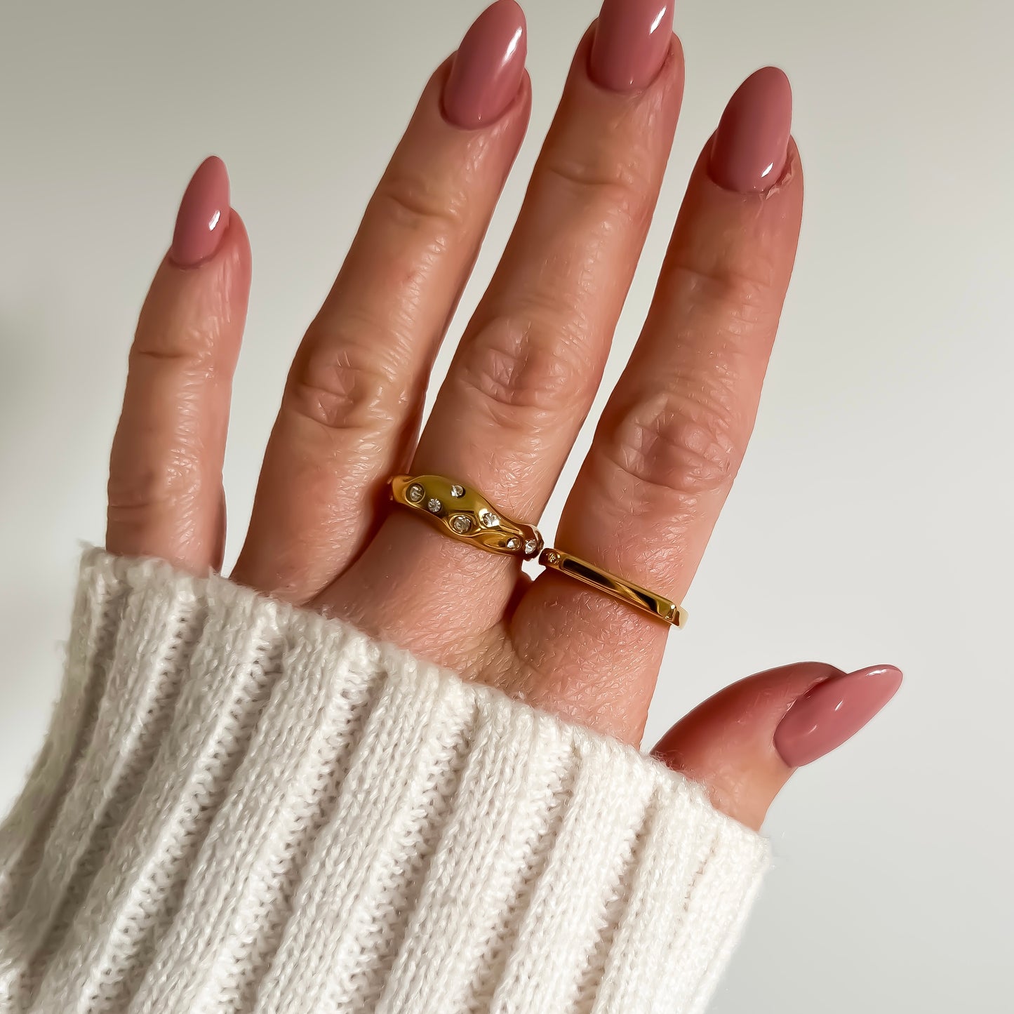 May Ring