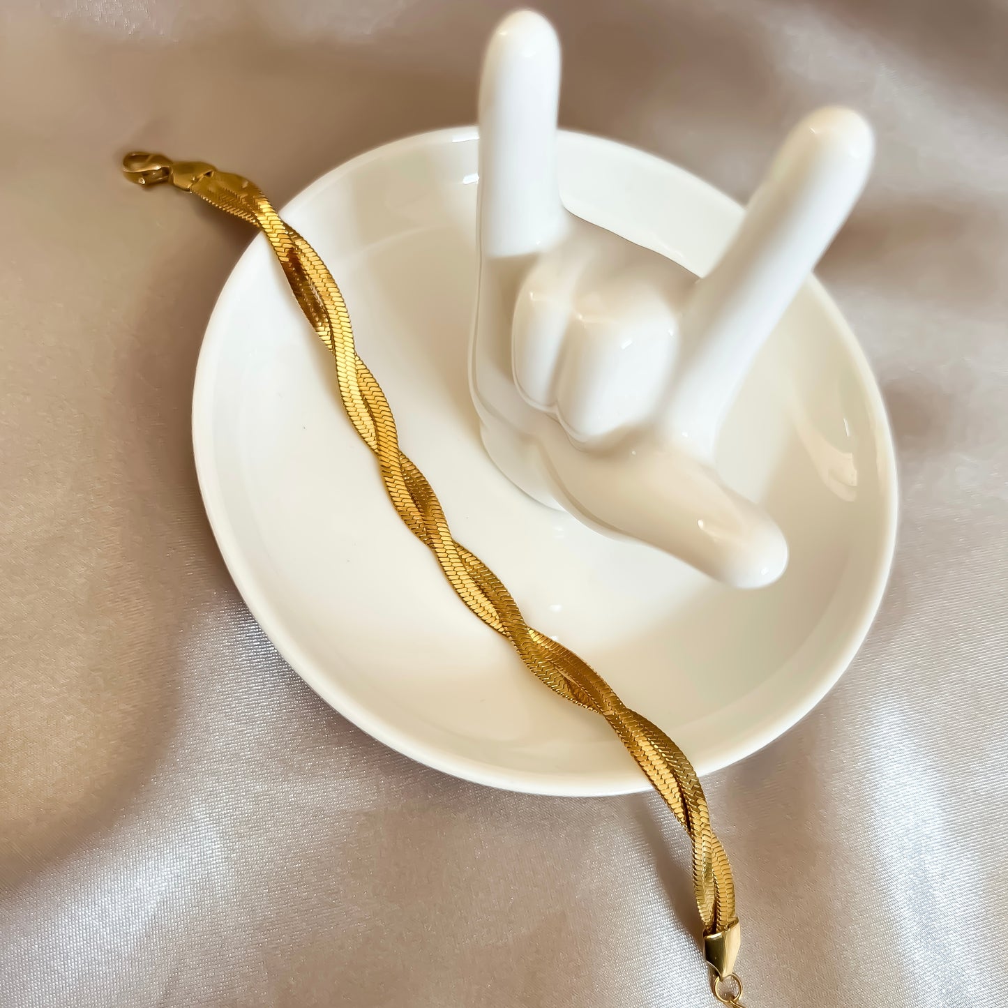 Twisted Larissa Bracelet