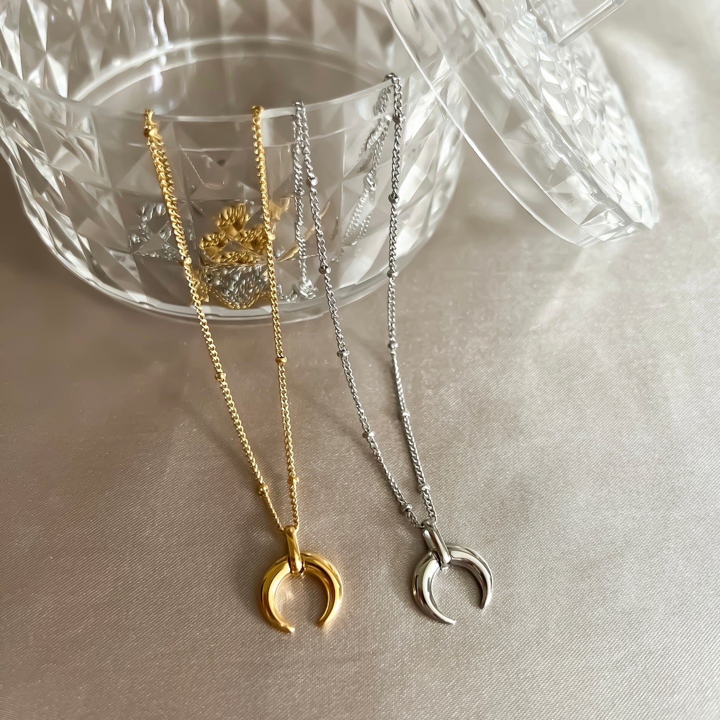 Luna Necklace
