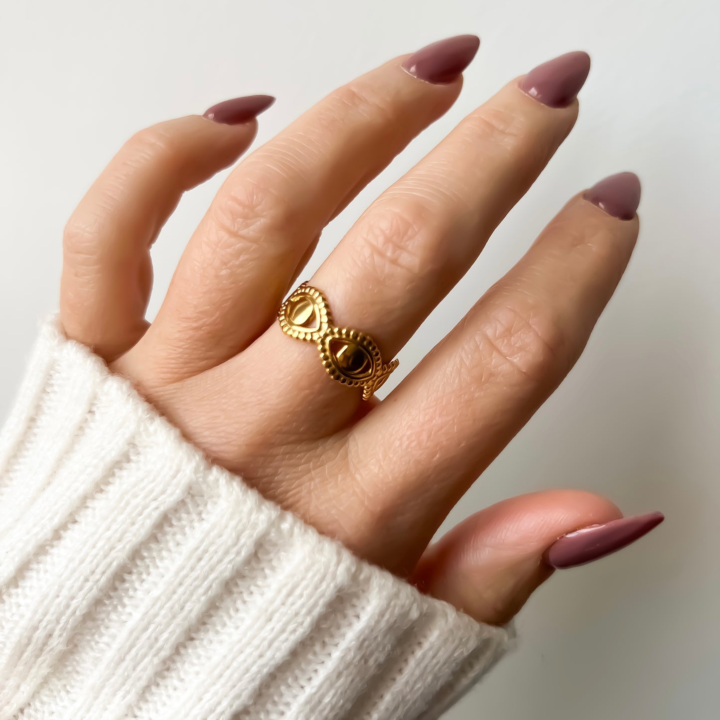 Eye Ring