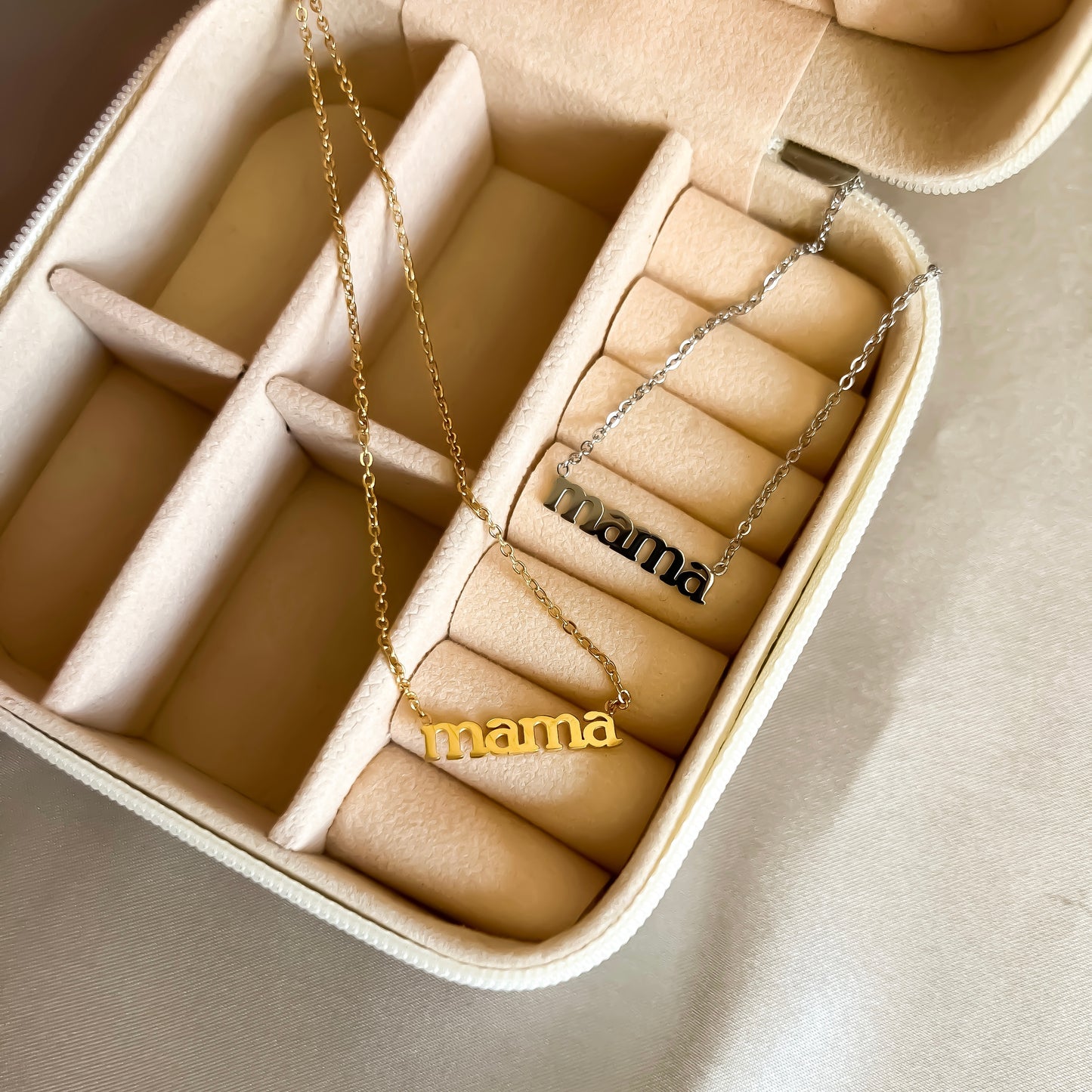 Mama Necklace