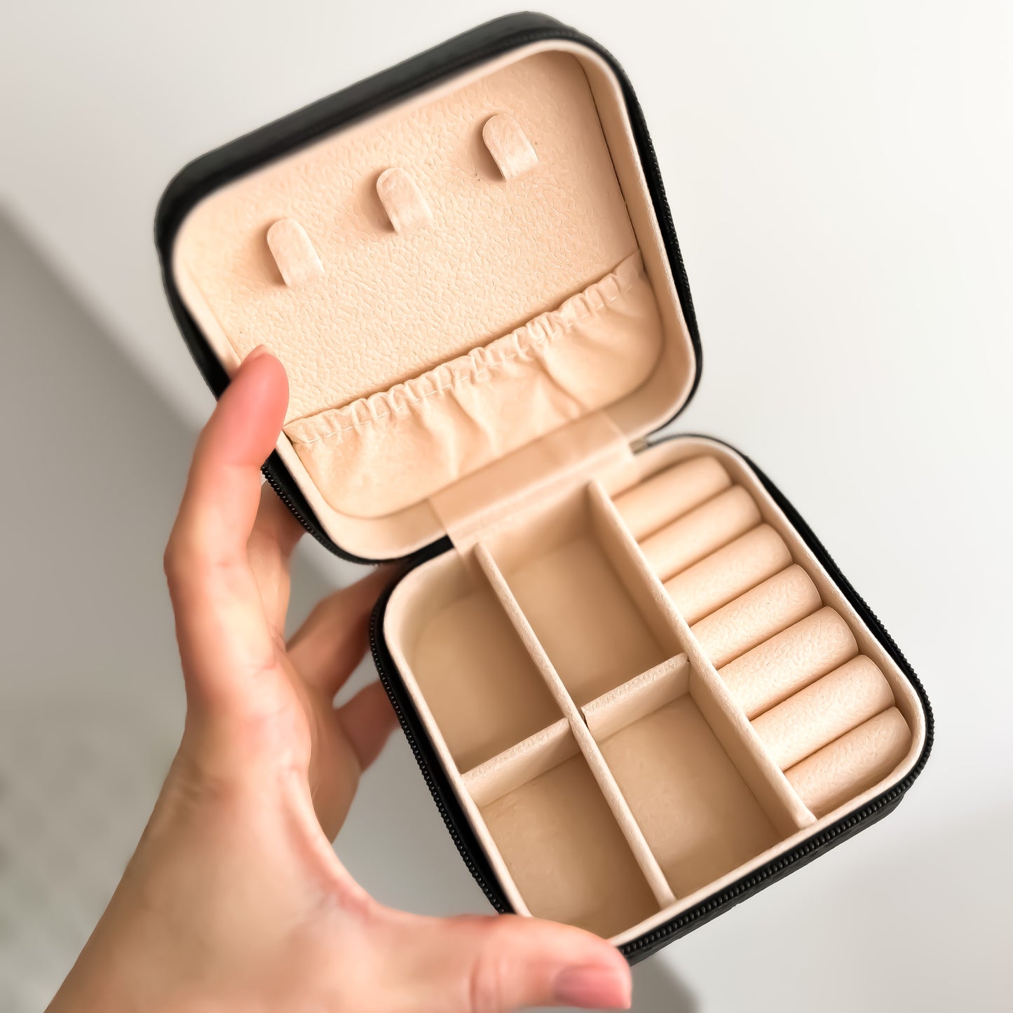 Compact Jewellery Travel Case