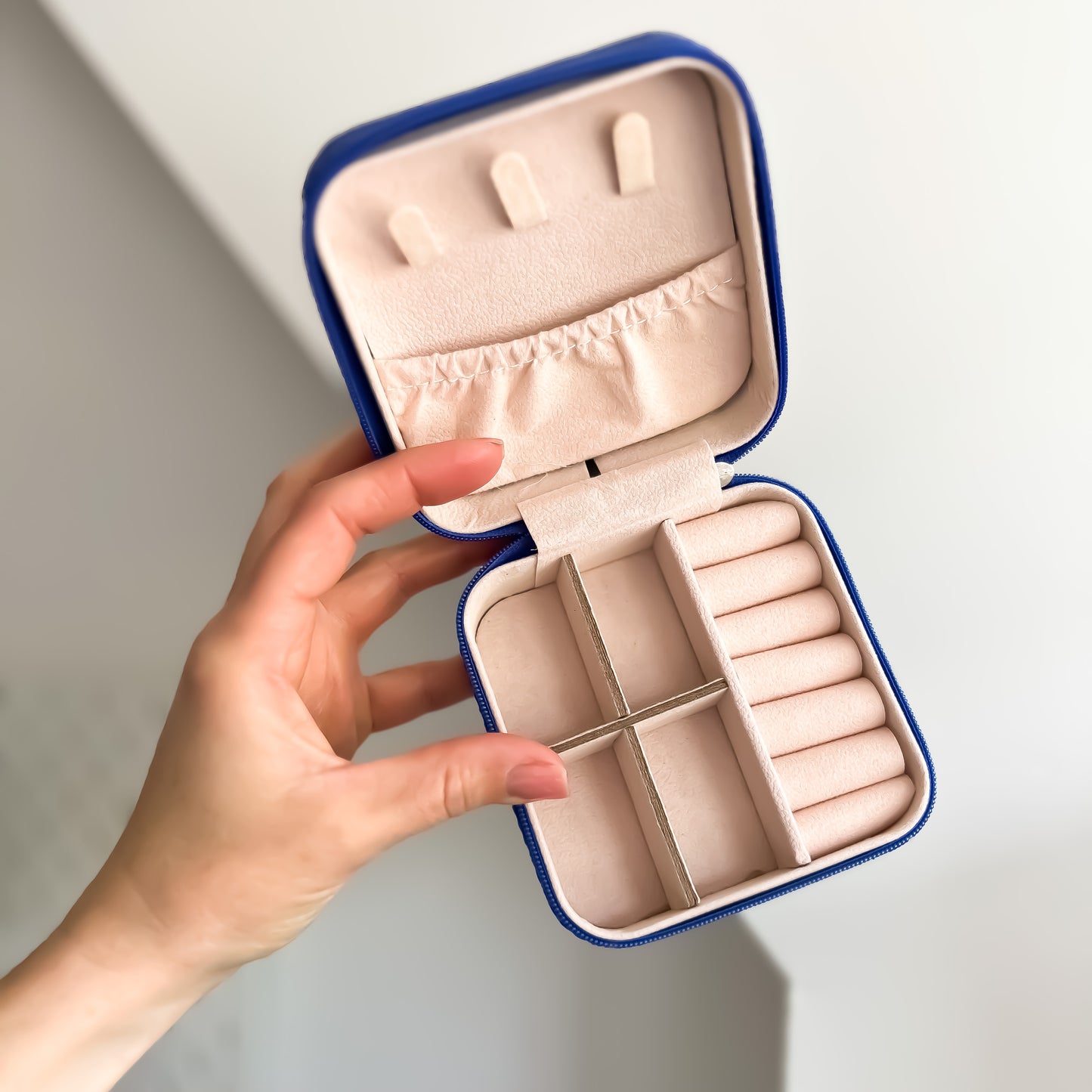 Compact Jewellery Travel Case