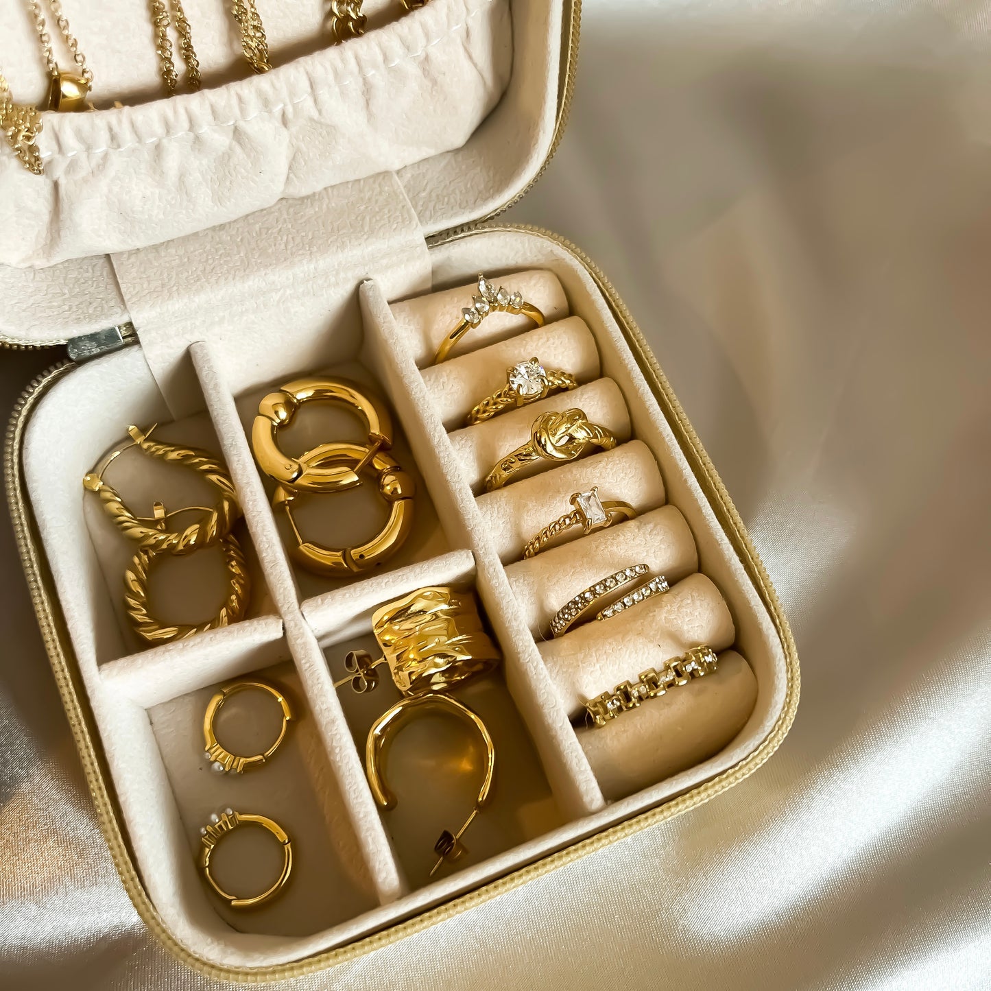 Compact Jewellery Travel Case