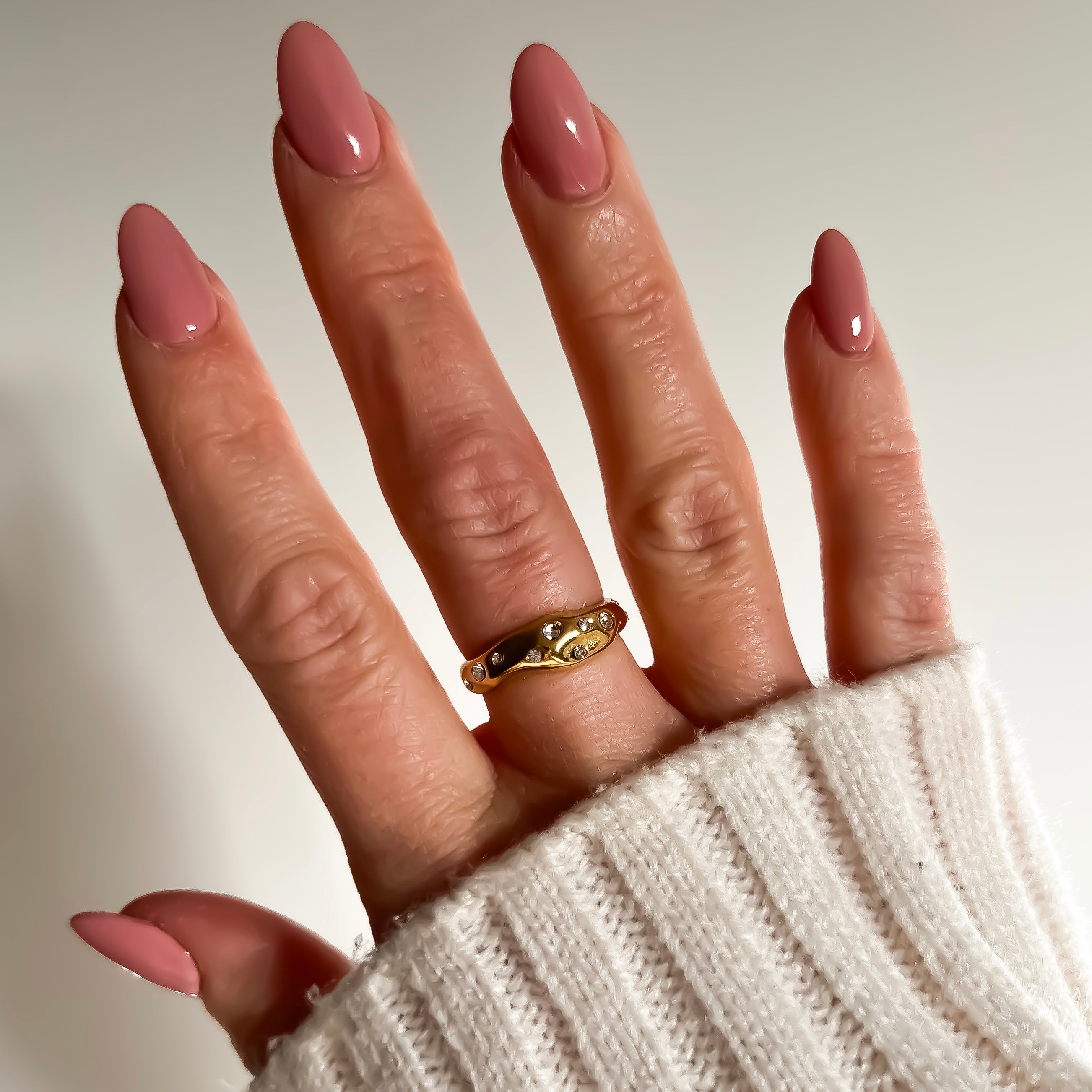 May Ring
