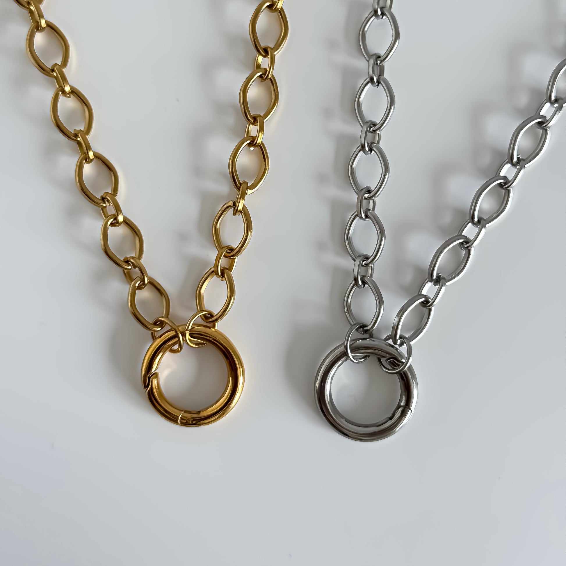 Oval Carabiner Chain