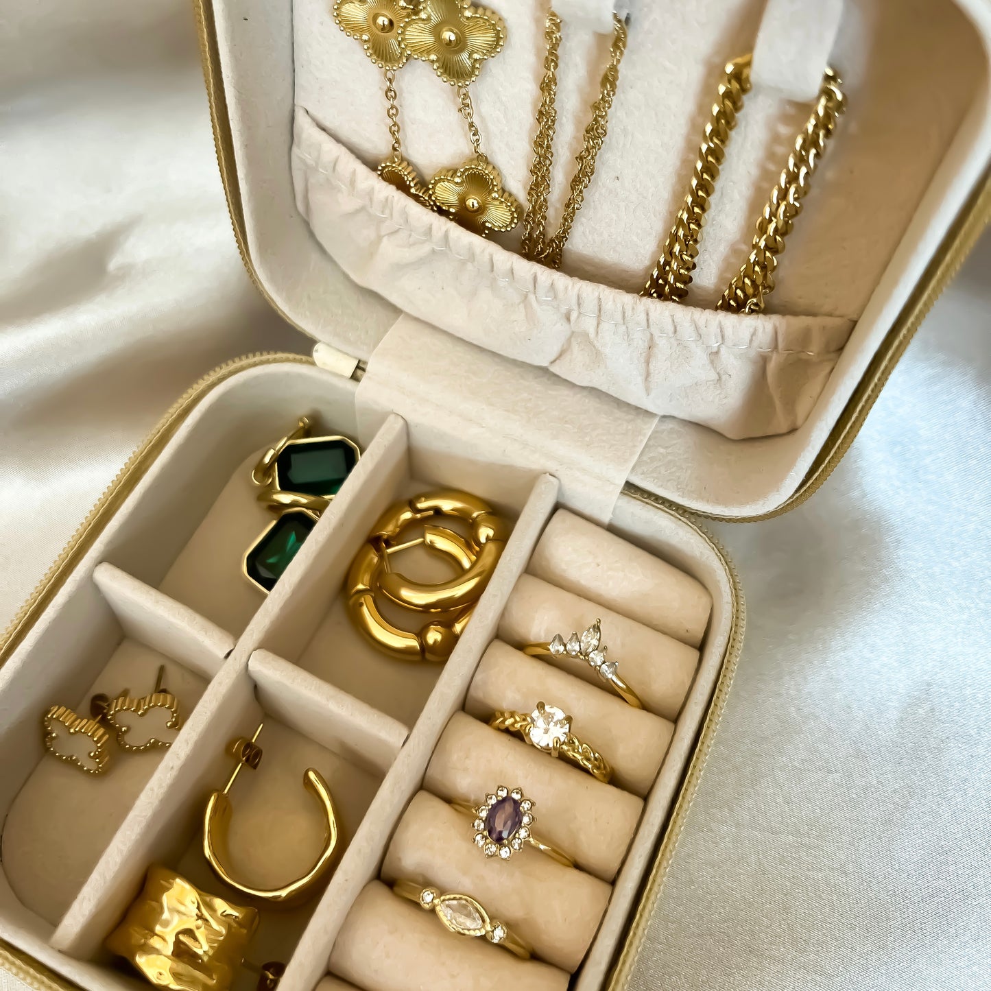 Compact Jewellery Travel Case